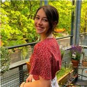 Angehende Lehrerin bietet Nachhilfe